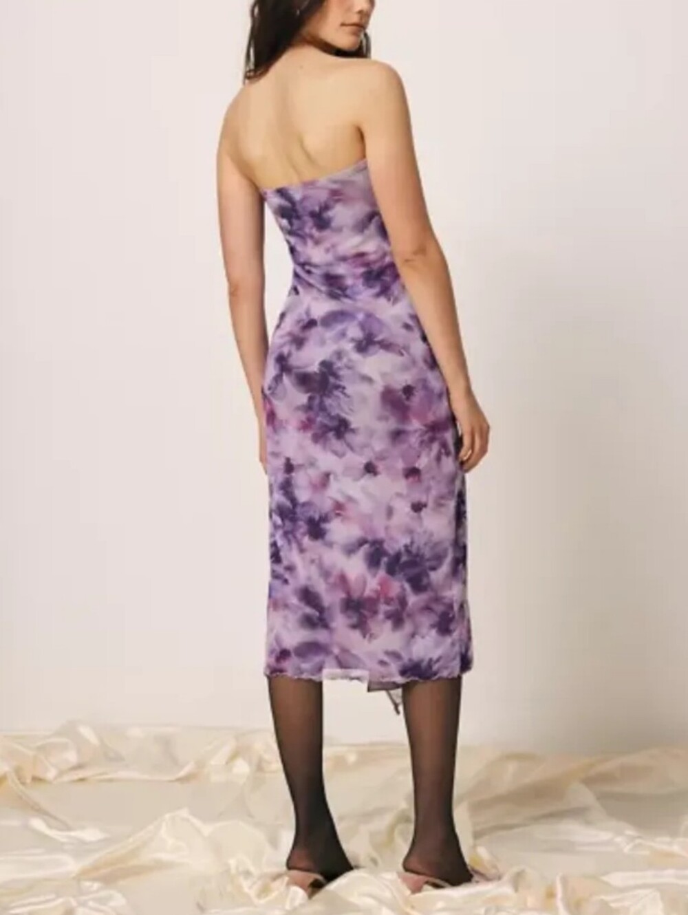 Urban Outfitters Samara Violet Mesh Strapless Dress - Picture 3 of 10